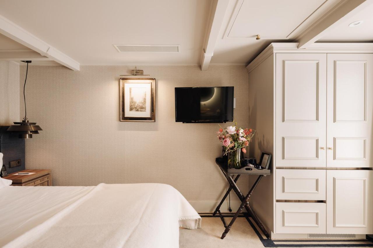 Hotel 717 Amsterdam Exterior foto A room at the hotel